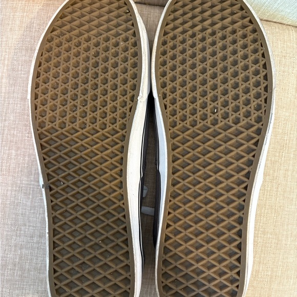 Vans Gray and White Sneakers Classic Style - Picture 3 of 4